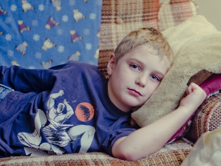 Permissive Parenting: How Permissive Parents affect Child's Behavior